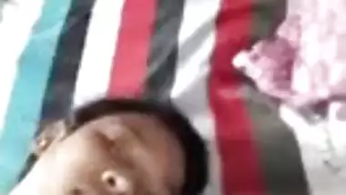 Desi lover fucking his GF in missionary sex style