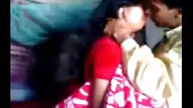 Indian hot sex video of a desi guy having fun with his amateur sister in law