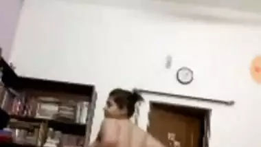 Indian hot girl showing her boobs on video call