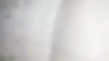 Man fucks busty Bhabhi’s wet pussy in the desi xxx MMS