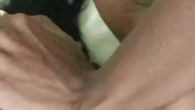 Shy Bengali girl pussy fucking by boyfriend viral xxx