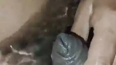 Tamil Desi wife with hubby in bath tub