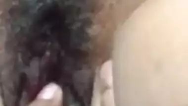 Indian boyfriend helping gf for fingering