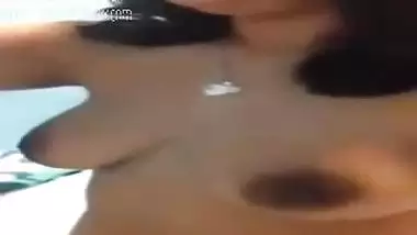 Hot Bengali girl Nri Selfmade Video Wid Audio