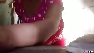 Desi aunty in nighty