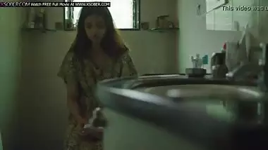 Married Desi Indian girl Shows her pussy to a young boy