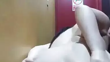 Man fucks his GF on the foreign soil in NRI porn