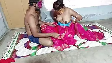 Bengali Boudi In Seduce Newly Married Bhabhi And Fucked Rough From Behind ! Desi Bengali Ladki Ki Chudayi