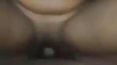 Desi xxx video of a hot girl riding like a whore