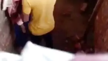 Desi XXX girl gives blowjob and gets her boobs sucked by her lover MMS