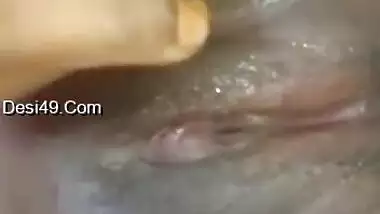 Today Exclusive- Sexy Mallu Girl Showing Her Big Boobs And Wet Pussy Part 5