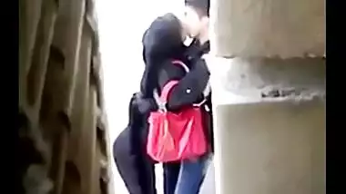 Hyderabad Muslim girl outdoor sex mms scandal