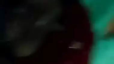 Desi MILF is happy and satisfied in XXX way in dark homemade video