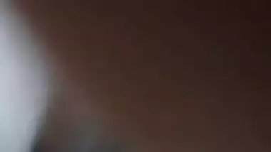 Desi sets the phone camera on to film her sex body for XXX fan