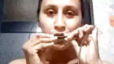 Sexy Paki nude show