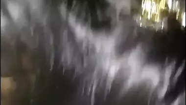 Watch Desi Bhabi Shucking Dick 2