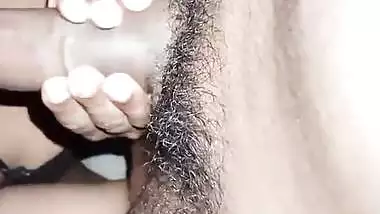 Horny guy drills his horny GF’s asshole in Indian anal sex