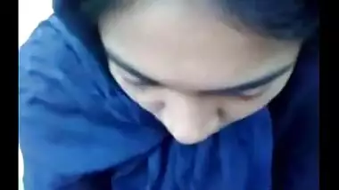 Cute Girl Gives Outdoor Blowjob to Lover