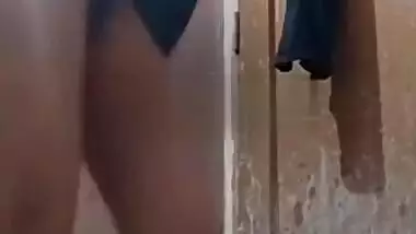 Cute Desi Girl Record Her Bathing Video For Lover