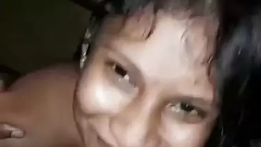 Srilankan virgin girl blowjob to boyfriend dick viral MMS
