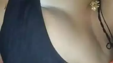 Real sexy desi bhabhi boobs press by neighbour when husband is not at home