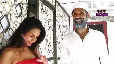 Cute Indian XXX girl have a hardcore sex with her daddy