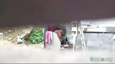 Neighbor on a era caught aunt taking a bath on the outdoor naked