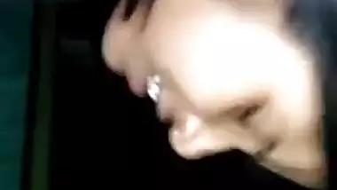 Super cute bhabhi giving blowjob