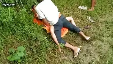 Desi Bihari Randi OutDoor Fucked