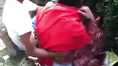 Couple Romance In Park - Movies. video3porn3