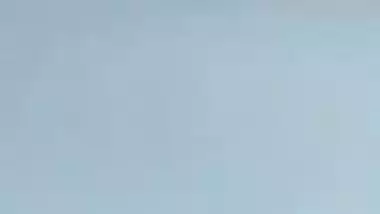 Hot indian lovers caught In action In entryway, Desi sex mms online