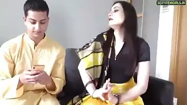 Devar Bhabhi In Devar Ne Bhabhi Ko Lund Chuswaya Or Fir Uski Khoob Gand Mari