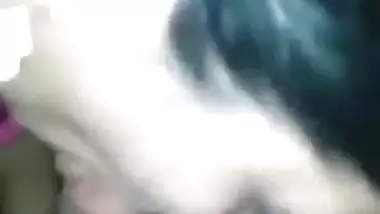 Kinky blowjob and riding of a desi girl in xxx MMS