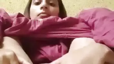 Big pussy rubbing GF in horniness desi viral MMS