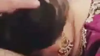 Bahu makes her Sasur happy with a desi blowjob