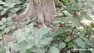 Desi Bhabhi and her neighbor’s outdoor sex video