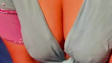 Desi Indian In Busty Uk Enjoys Her Hot Ass Body In Blue Saree