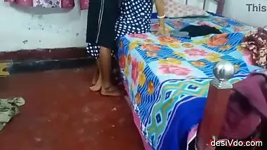 Milf gujju aunty spread her legs 1st time for her brother in law