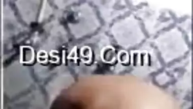 Adorable Indian calls guy because he wants to watch her taking shower