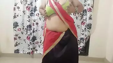 Notty Indian Getting Ready For Her Sex Night
