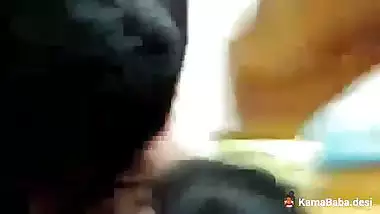 Girl seduces 21-year-old lover and enjoys romantic sex