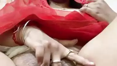 Mallu cam girl showing big boobs and nude body