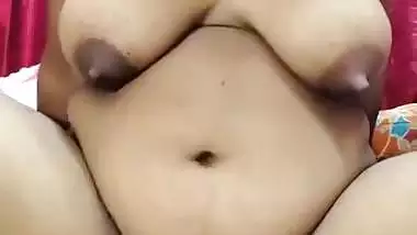 Bengali slut Lisa feeding boobs and foot fingering pussy