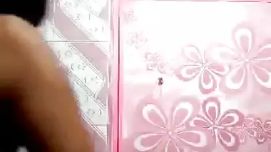 Bangladeshi Horny Girl ki nangi tease – ShopnoHin