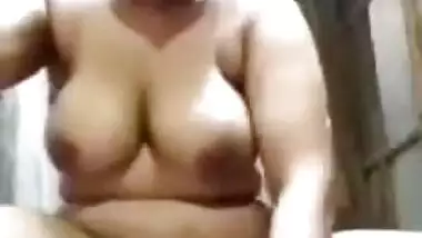 Bangladeshi Desi XXX babe masturbating her unsatisfied pussy on cam