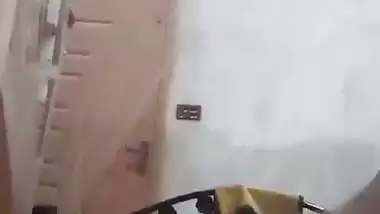 Skinny guy records his hardcore desi porn with his stepmom