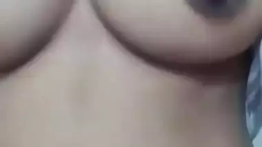 Today Exclusive- Desi Girl Showing Her Nude Body To Lover On Video Call Part 2