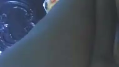 XXX riding is key to customer as the quick-witted Desi girl thinks