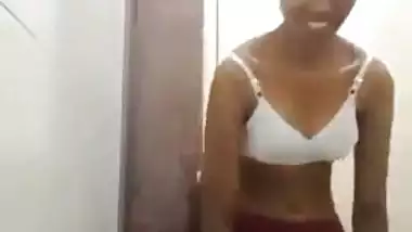 Bangla legal age teenager MMS episode to rock your sex nerves instantly