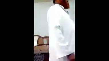 Hindi sex video of a mature guy having fun with a young bhabhi